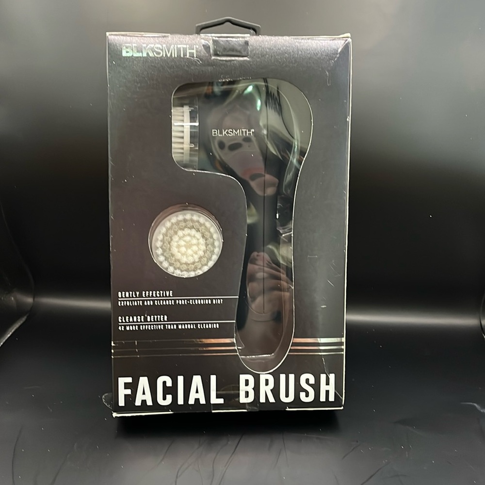BlkSmith Sonic facial brush